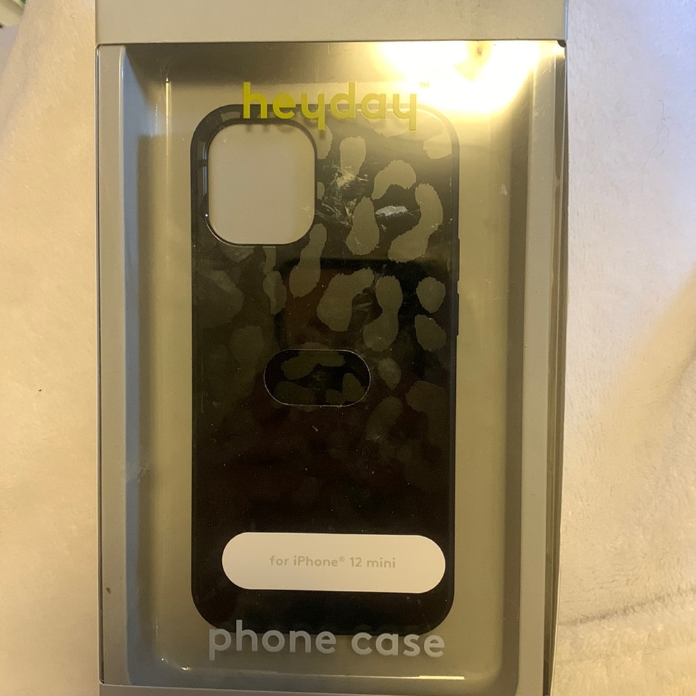 Heyday phone case- available in iPhone 12 SE and iPhone 12 mini